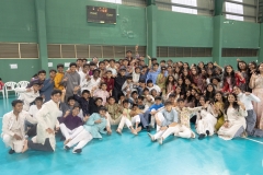DSC0975609756